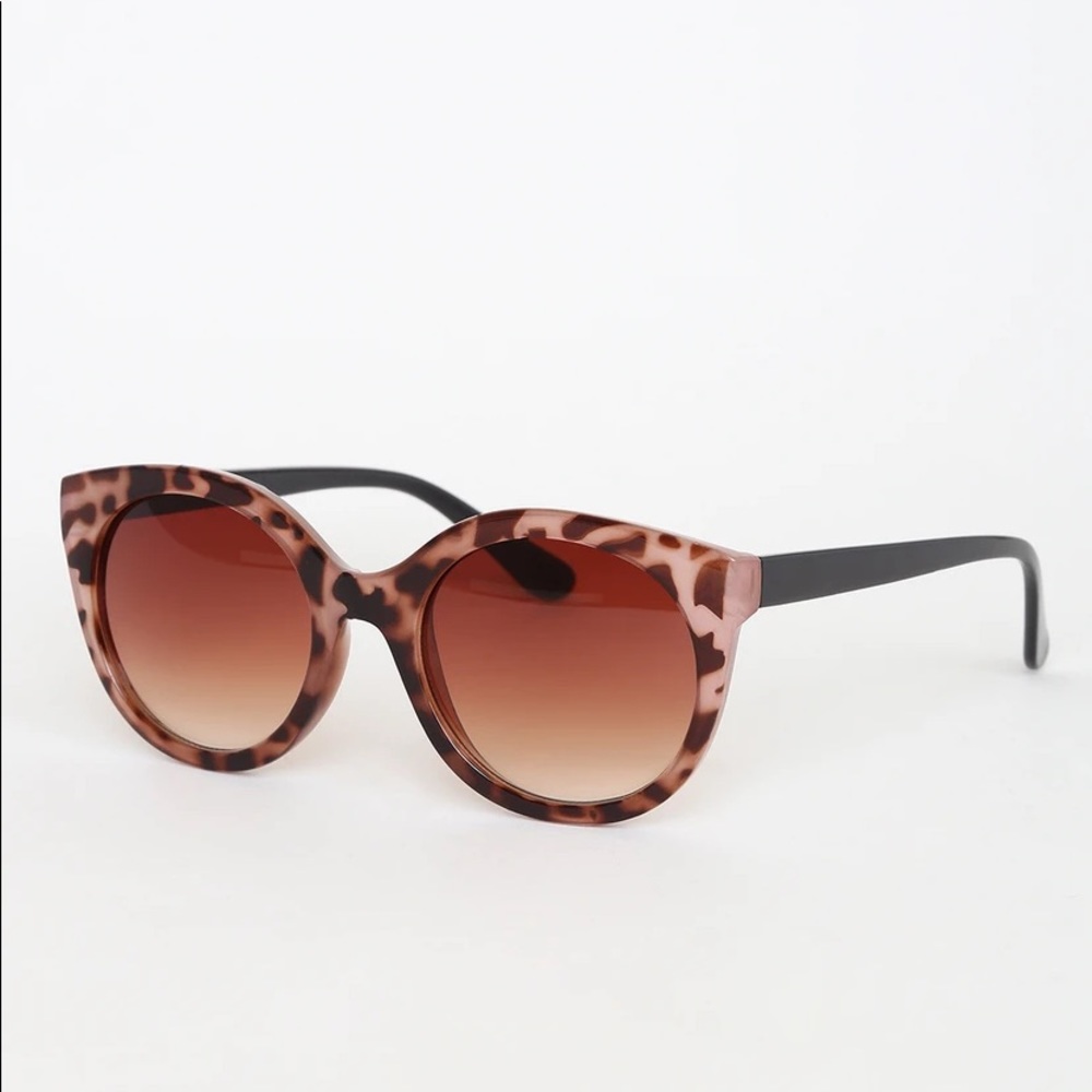Light Pink Tortoise Sunglasses - Picture 2 of 4